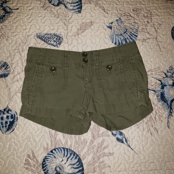 American Eagle Outfitters Pants - AE Olive Green Shorts